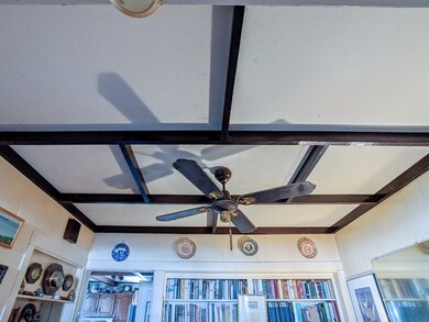 10 W Bliss St, South Dartmouth, MA 02748 - photo 4