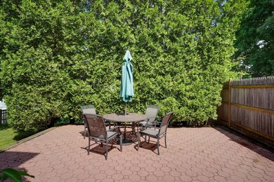 311 Appleton St, Arlington, MA 02476 - photo 3