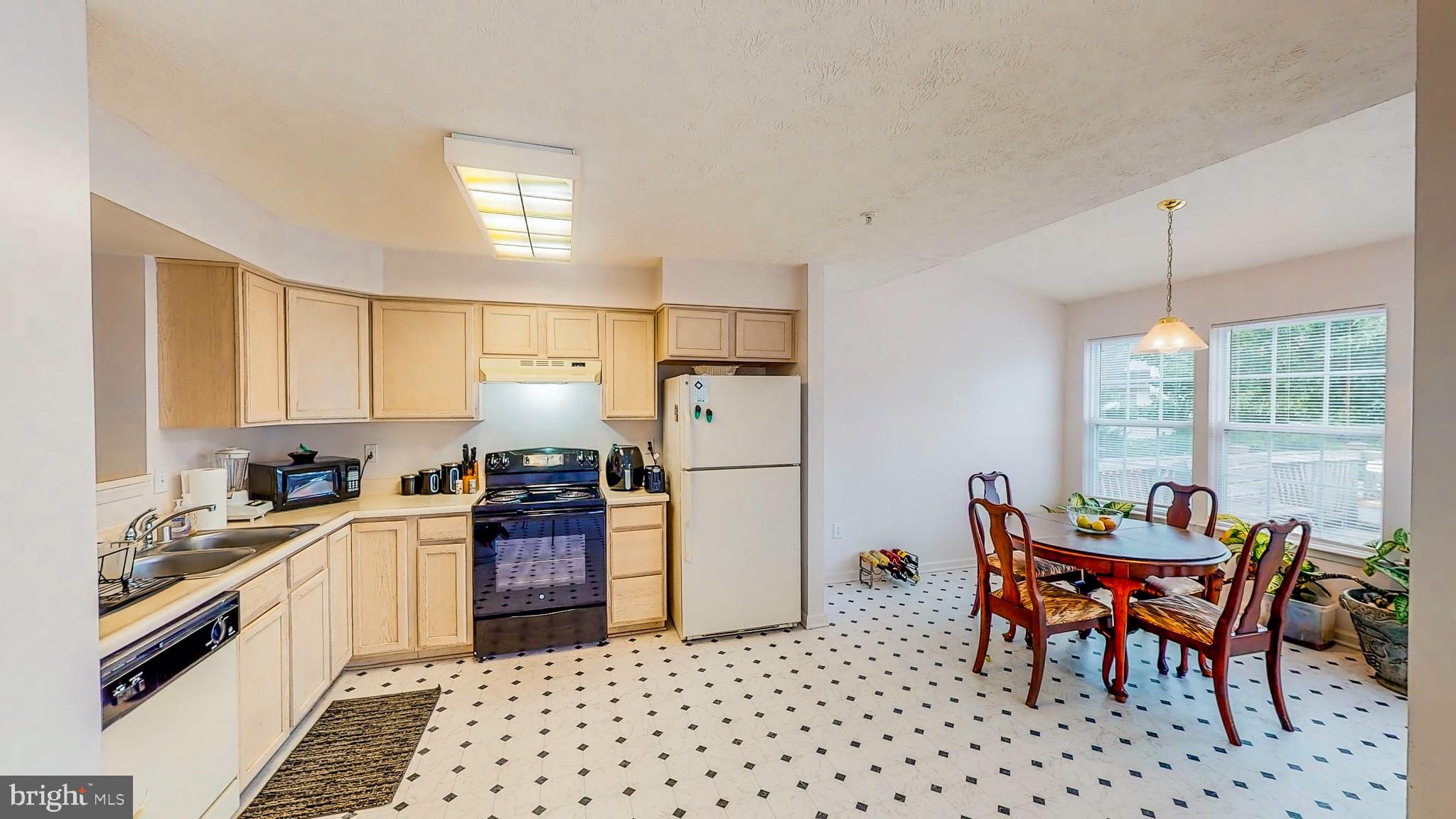 3639 Derby Shire Cir, Windsor Mill, MD 21244 - photo 6