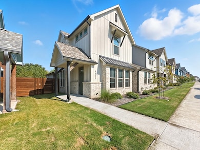 9525 Thorncrown Ln, Fort Worth, TX 76179 - photo 2