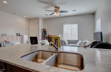 IMG_8054_55_56_57_58_59_60Interior01