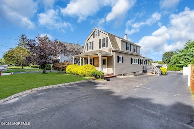 308 Monmouth Rd - Image 6