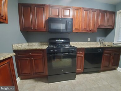 512 Lucia Ave, Baltimore, MD 21229 - photo 5