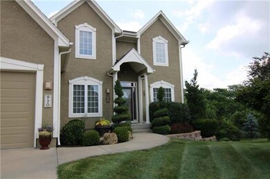 920 Hedge Apple Place, Raymore, MO 64083 - photo 2