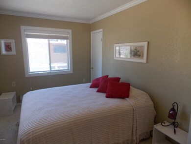 2073 thousand pines 006