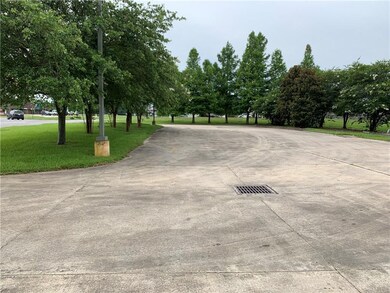 347 Belle Terre Blvd, Laplace, LA 70068 - photo 6