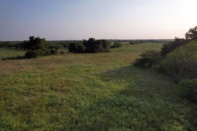 181 County Road 150, San Antonio, TX 78223 - photo 5