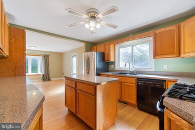 8300 Jacobs Rd, Severn, MD 21144 - photo 6