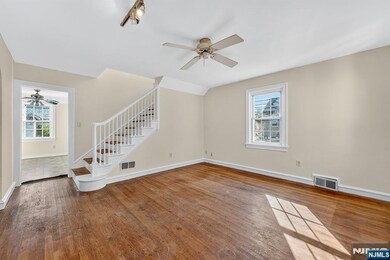 80 Barricklo St, Trenton, NJ 08610 - photo 4