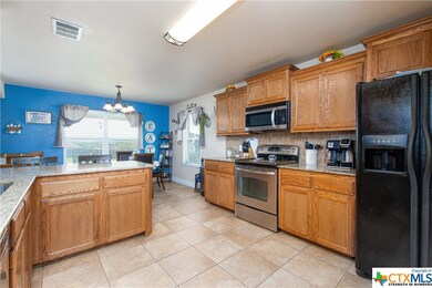 887 Pheasant Cir, Copperas Cove, TX 76522 - photo 6