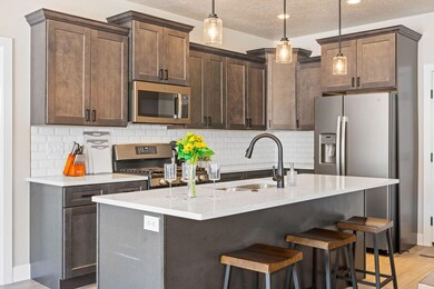 243 N 2020 W - www.trussmedia.co - 2