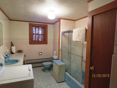 73 Main St, Pittsfield, NH 03263 - photo 4