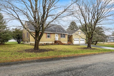 2 Burleigh Ln, Biddeford, ME 04005 - photo 4