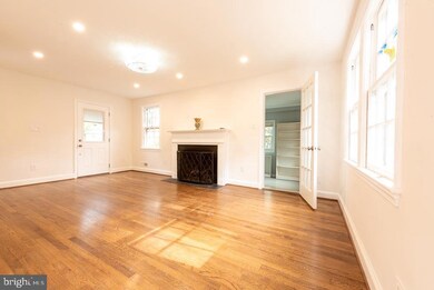 7107 14th Ave, Takoma Park, MD 20912 - photo 3