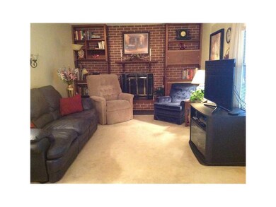 Family Room-L1.