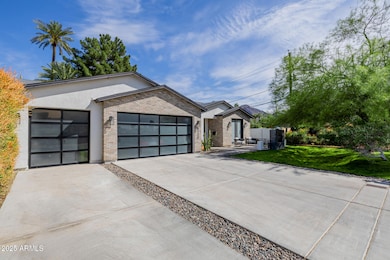 4220 E Glenrosa Ave