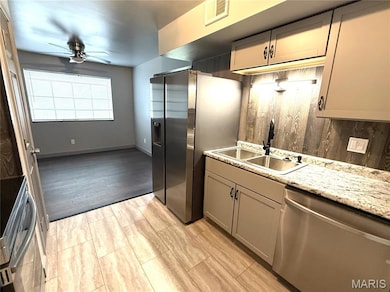 BRAND NEW Kitchen - everything New! New! New!