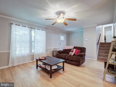 14560 Idlebrook Ct, Manassas, VA 20112 - photo 4