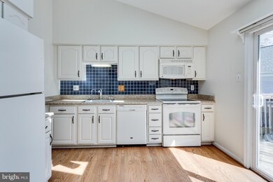 12917 Summer Hill Dr, Silver Spring, MD 20904 - photo 6