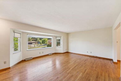 1351 Devonhurst Dr, Columbus, OH 43232 - photo 6