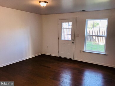 64 Lieutenant Ct, Bunker Hill, WV 25413 - photo 3