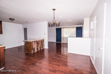 2794 Emily Ln, Jacksonville, FL 32216 - photo 4