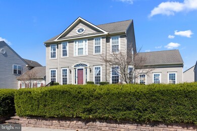 447 Saddlery Dr, Perkasie, PA 18944 - photo 2