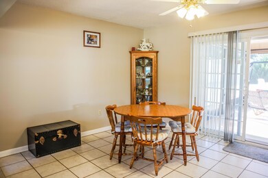 Breakfast room