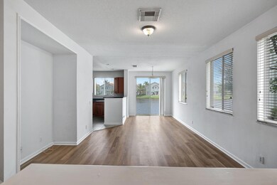 3140 Laurel Ridge Cir, Riviera Beach, FL 33404 - photo 5