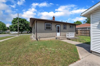 7-Exteriors Only- 3456 Flamingo Av