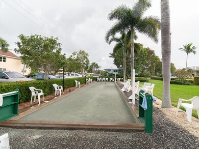 502 Broad Ave S unit 502, Naples, FL 34102 - photo 5