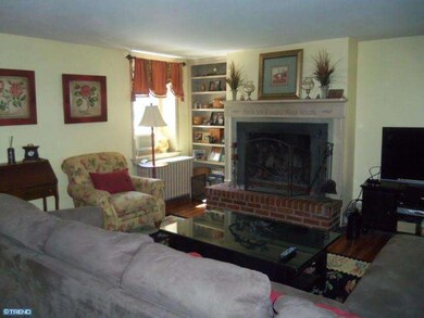 1337 Rose Ave, Southampton, PA 18966 - photo 3