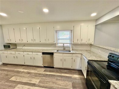 213 Oxmoor Dr, Anderson, SC 29625 - photo 3