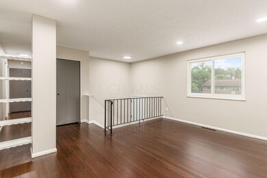 007_33a_F 5101 Hatfield Dr013