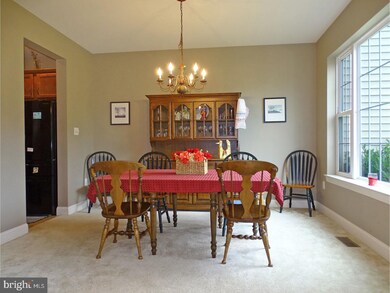 91 Clover Hill Ln, Spring City, PA 19475 - photo 5