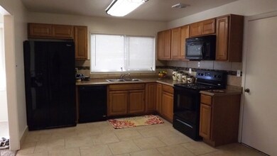 1728 Corte Alegre, Alamogordo, NM 88310 - photo 4