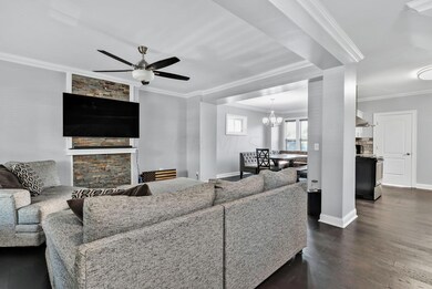 827 S 22nd St_1-SMALL
