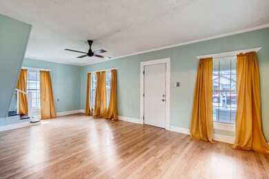 3818 Kennon St, Houston, TX 77009 - photo 2