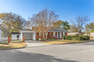 923 N 12th Ave, Durant, OK 74701 - photo 2