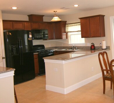 238 S Native Ln, Houston, TX 77022 - photo 6