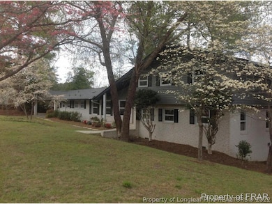 1105 Longleaf Dr, Fayetteville, NC 28305 - photo 2