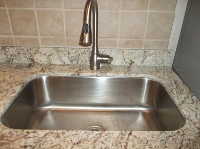 LARGE DEEP SINK