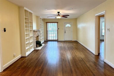 709 W 34th St, Houston, TX 77018 - photo 5