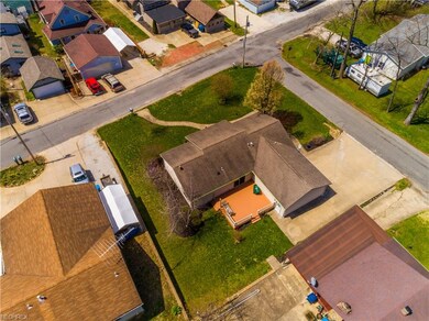 *GREAT HOME AND CORNER LOT. NOTICE THE EXTRA CONCR