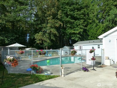 1005 28th St SE unit C, Auburn, WA 98002 - photo 2