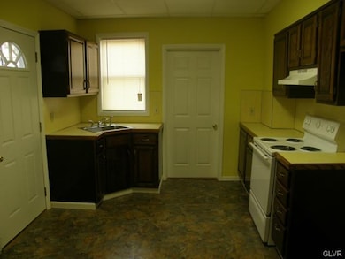 908 Elm St, Bethlehem, PA 18018 - photo 7