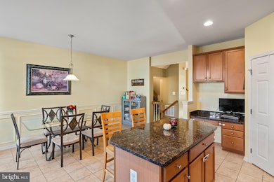 12744 Stone Lined Cir, Woodbridge, VA 22192 - photo 7