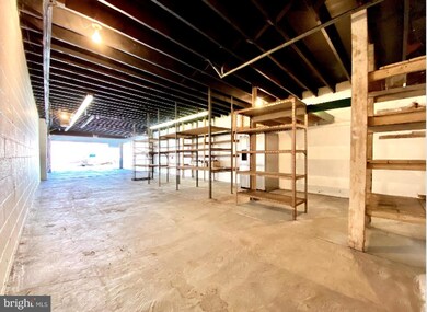 10 Wolfenden Ave, Collingdale, PA 19023 - photo 4