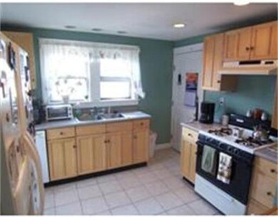 61 Avalon Ave unit Two, Quincy, MA 02169 - photo 3