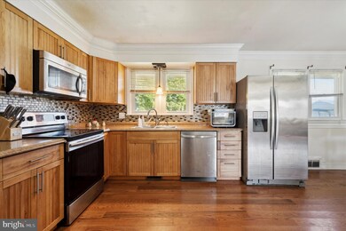 8 Brookwood Place, Brookhaven, PA 19015 - photo 2
